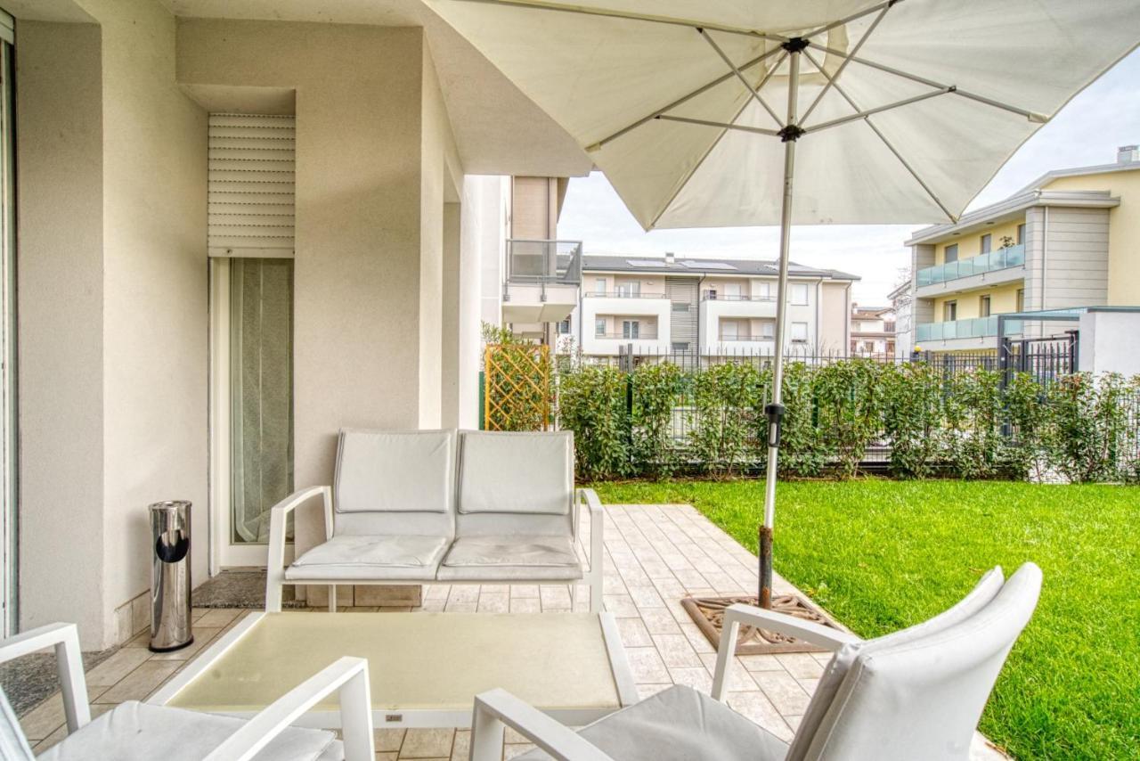 Caseospitali - Casa Azzurra, Incantevole Bilocale Con Giardino Cernusco Sul Naviglio Exteriör bild
